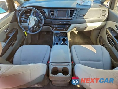 Zdjęcie 8 z 13 samochodu: 2021 KIA SEDONA VIN:KNDMB5C13M6668164 - miniatura