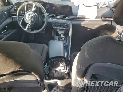 Zdjęcie 8 z 14 samochodu: 2025 HYUNDAI ELANTRA SEL VIN:KMHLS4DG6SU975793 - miniatura