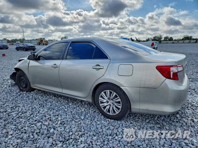 Drugie zdjęcie samochodu z przodu: 2014 TOYOTA CAMRY L VIN:4T1BF1FK3EU847421 - miniatura