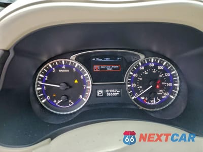 Zdjęcie 9 z 16 samochodu: 2013 INFINITI JX35 VIN:5N1AL0MM6DC305110 - miniatura