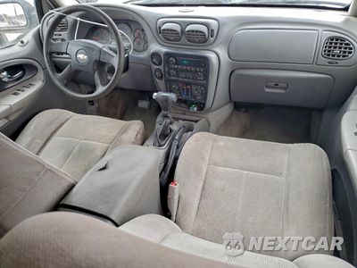 Zdjęcie 8 z 14 samochodu: 2006 CHEVROLET TRAILBLAZER LS VIN:1GNDT13S362351887 - miniatura