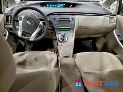 Zdjęcie 8 z 13 samochodu: 2010 TOYOTA PRIUS VIN:JTDKN3DU0A1004540 - miniatura