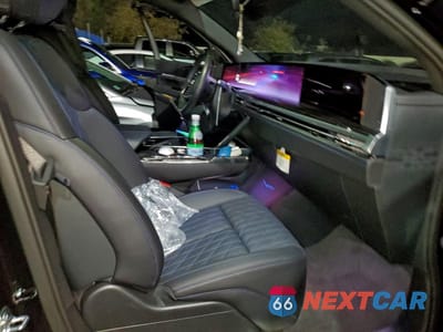 Zdjęcie 13 z 14 samochodu: 2026 CADILLAC ESCALADE IQ L SPORT-1 VIN:1GYLELKL8TU102421 - miniatura