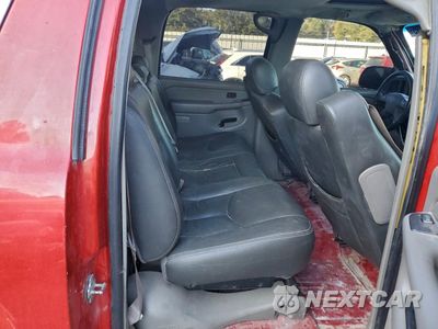 Zdjęcie 10 z 12 samochodu: 2005 CHEVROLET AVALANCHE C1500 VIN:3GNEC12Z75G220762 - miniatura