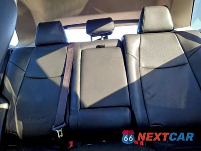 Zdjęcie 10 z 12 samochodu: 2024 TOYOTA RAV4 XLE VIN:JTMRWRFV7RD230458 - miniatura