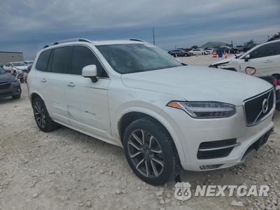 Czwarte zdjęcie samochodu z boku: 2019 VOLVO XC90 T6 MOMENTUM VIN:YV4A22PK3K1419083 - miniatura