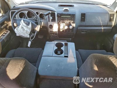 Zdjęcie 8 z 14 samochodu: 2007 TOYOTA TUNDRA DOUBLE CAB SR5 VIN:5TBRV54137S471830 - miniatura