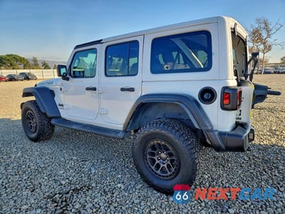 Drugie zdjęcie samochodu z przodu: 2022 JEEP WRANGLER UNLIMITED SPORT VIN:1C4HJXDG8NW226033 - miniatura