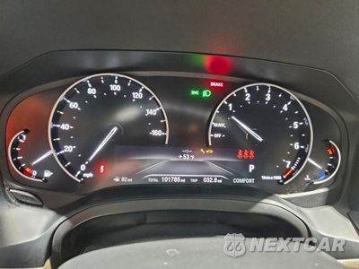 Zdjęcie 9 z 15 samochodu: 2020 BMW 330I VIN:3MW5R1J04L8B46411 - miniatura