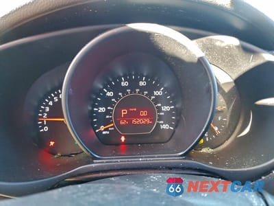 Zdjęcie 9 z 13 samochodu: 2015 KIA SOUL + VIN:KNDJP3A59F7779362 - miniatura