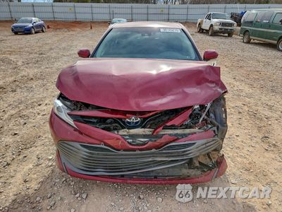 Piąte zdjęcie samochodu w środku: 2018 TOYOTA CAMRY HYBRID VIN:4T1B21HK9JU509945 - miniatura