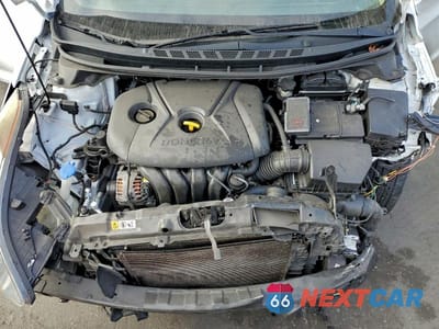 Zdjęcie 11 z 12 samochodu: 2013 HYUNDAI ELANTRA GLS VIN:5NPDH4AE2DH242681 - miniatura