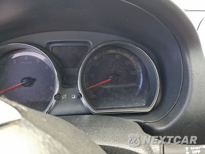 Zdjęcie 9 z 15 samochodu: 2019 NISSAN VERSA S VIN:3N1CN7AP5KL875120 - miniatura