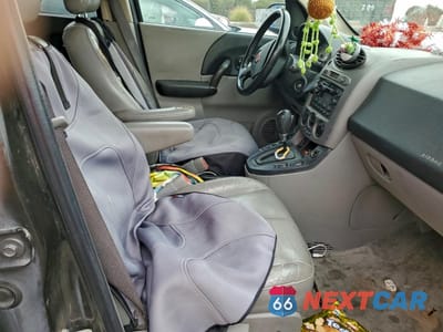 Zdjęcie 13 z 14 samochodu: 2004 SATURN VUE VIN:5GZCZ53484S823413 - miniatura