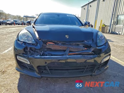 Piąte zdjęcie samochodu w środku: 2013 PORSCHE PANAMERA GTS VIN:WP0AF2A72DL075121 - miniatura
