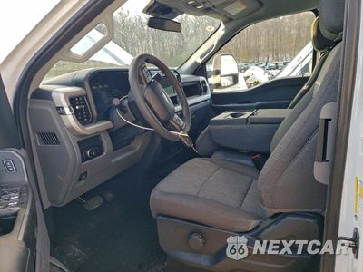 Zdjęcie 7 z 14 samochodu: 2026 FORD F350 SUPER DUTY VIN:1FT8X3BN7TEC83724 - miniatura