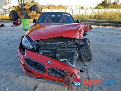 Piąte zdjęcie samochodu w środku: 2025 BMW Z4 M40I VIN:WBAHF9C01SWY46538 - miniatura