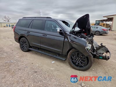 Czwarte zdjęcie samochodu z boku: 2025 FORD EXPEDITION PLATINUM VIN:1FMJU1M83SEA25944 - miniatura