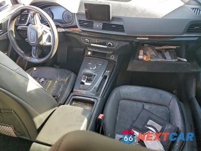 Zdjęcie 8 z 13 samochodu: 2019 AUDI Q5 PREMIUM VIN:WA1ANAFY2K2056497 - miniatura