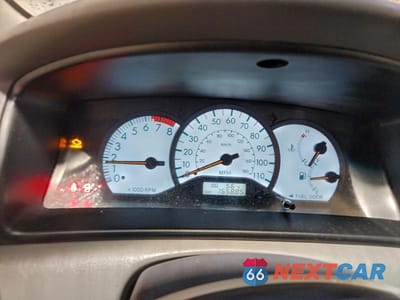 Zdjęcie 9 z 12 samochodu: 2004 TOYOTA COROLLA LE VIN:2T1BR38E24C312784 - miniatura