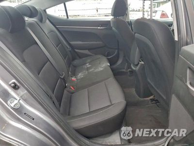 Zdjęcie 10 z 11 samochodu: 2018 HYUNDAI ELANTRA SE VIN:5NPD74LFXJH330253 - miniatura