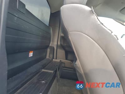 Zdjęcie 10 z 12 samochodu: 2019 TOYOTA TACOMA ACCESS CAB VIN:5TFRX5GN0KX139640 - miniatura