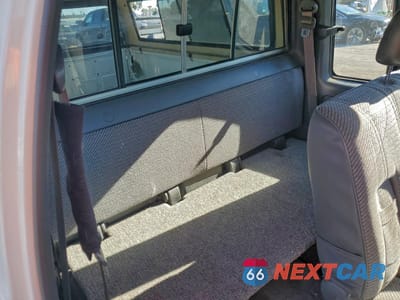 Zdjęcie 10 z 13 samochodu: 1994 TOYOTA PICKUP 1/2 TON EXTRA LONG WHEELBASE VIN:JT4VN93D1R5039433 - miniatura
