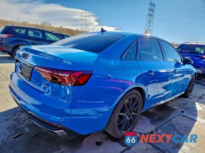 Trzecie zdjęcie samochodu z tyłu: 2022 AUDI A4 PREMIUM PLUS 45 VIN:WAUEAAF40NN012241 - miniatura