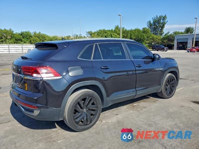 Trzecie zdjęcie samochodu z tyłu: 2022 VOLKSWAGEN ATLAS CROSS SPORT SE VIN:1V2JE2CA7NC201999 - miniatura