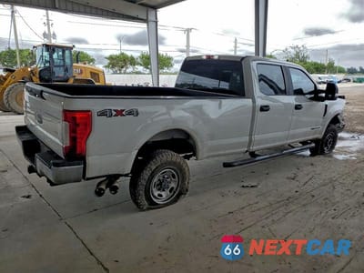 Trzecie zdjęcie samochodu z tyłu: 2019 FORD F250 SUPER DUTY VIN:1FT7W2BTXKED10792 - miniatura