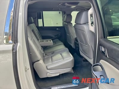 Zdjęcie 11 z 15 samochodu: 2015 CHEVROLET SUBURBAN C1500 LT VIN:1GNSCJKC8FR505342 - miniatura