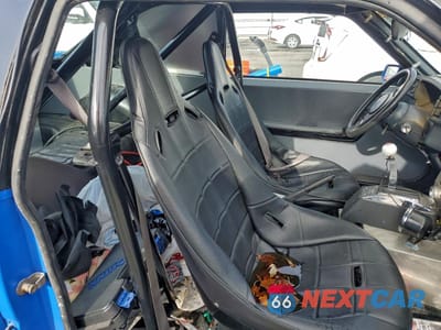 Zdjęcie 10 z 12 samochodu: 1987 FORD MUSTANG GT VIN:1FABP42E9HF129101 - miniatura