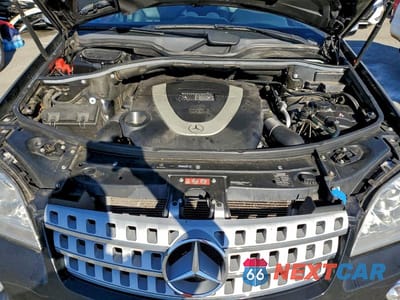 Zdjęcie 12 z 13 samochodu: 2008 MERCEDES-BENZ ML 550 VIN:4JGBB72E68A408881 - miniatura