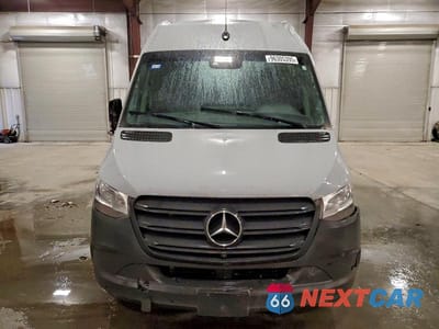 Piąte zdjęcie samochodu w środku: 2024 MERCEDES BENZ SPRINTER 3500 DELIVERY VAN VIN:W1Y5NDHY1RT184560 - miniatura