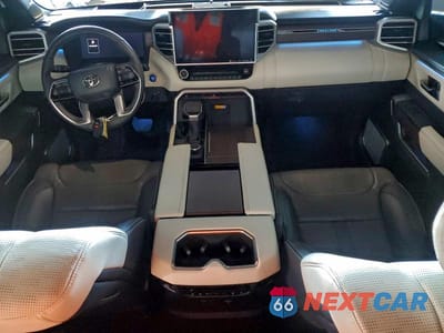 Zdjęcie 8 z 12 samochodu: 2024 TOYOTA SEQUOIA CAPSTONE VIN:7SVAAABA7RX032550 - miniatura