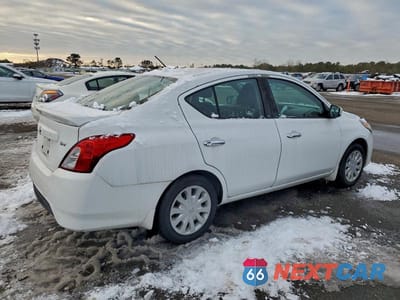 Trzecie zdjęcie samochodu z tyłu: 2017 NISS VERSA VIN:3N1CN7AP2HL830984 - miniatura