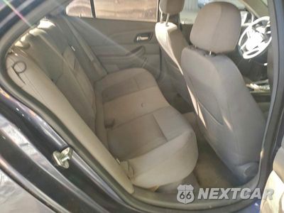 Zdjęcie 10 z 12 samochodu: 2013 CHEVROLET MALIBU LS VIN:1G11B5SA0DF205122 - miniatura