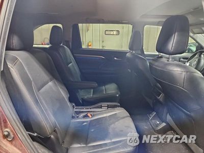 Zdjęcie 11 z 12 samochodu: 2019 TOYOTA HIGHLANDER LIMITED VIN:5TDDZRFHXKS741331 - miniatura