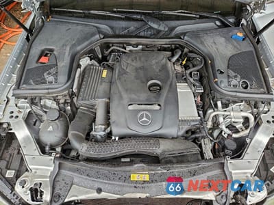 Zdjęcie 11 z 12 samochodu: 2017 MERCEDES-BENZ E 300 4MATIC VIN:WDDZF4KB2HA124987 - miniatura