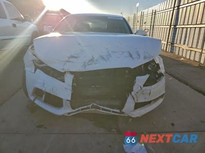 Piąte zdjęcie samochodu w środku: 2011 AUDI A4 PREMIUM PLUS VIN:WAUHFAFL4BN009621 - miniatura