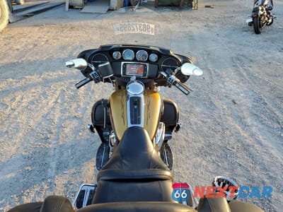 Zdjęcie 6 z 10 samochodu: 2017 HARLEY-DAVIDSON FLHTCUTG TRI GLIDE ULTRA VIN:1HD1MAD15HB857916 - miniatura