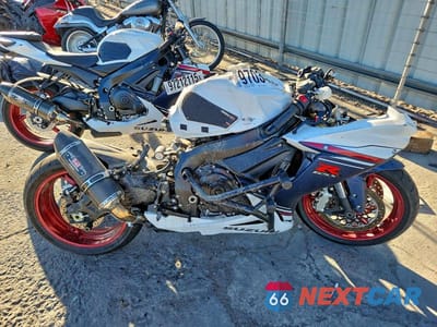 2025 SUZUKI GSX-R750 JS1GR7MA2S7100895 - główne zdjęcie licytacji z USA - miniatura