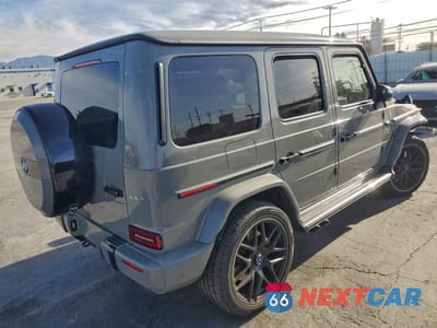 Trzecie zdjęcie samochodu z tyłu: 2022 MERCEDES-BENZ G 63 AMG VIN:W1NYC7HJ3NX438728 - miniatura