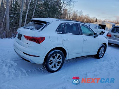 Trzecie zdjęcie samochodu z tyłu: 2022 AUDI Q3 KOMFORT 45 VIN:WA1AECF30N1080050 - miniatura