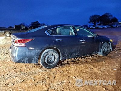 Trzecie zdjęcie samochodu z tyłu: 2013 NISSAN ALTIMA 2.5 VIN:1N4AL3AP0DN502529 - miniatura