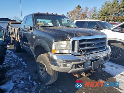 Czwarte zdjęcie samochodu z boku: 2003 FORD F250 SUPER DUTY VIN:1FTNX21L73EA45059 - miniatura