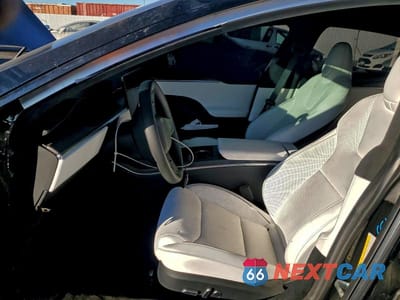 Zdjęcie 7 z 13 samochodu: 2023 TESLA MODEL S VIN:5YJSA1E66PF511345 - miniatura