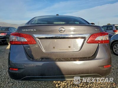Zdjęcie 6 z 12 samochodu: 2015 NISSAN SENTRA S VIN:3N1AB7AP2FL662891 - miniatura
