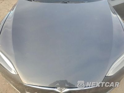 Zdjęcie 11 z 14 samochodu: 2018 TESLA MODEL S VIN:5YJSA1E29JF275519 - miniatura