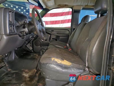 Zdjęcie 7 z 11 samochodu: 2003 CHEVROLET SILVERADO C2500 HEAVY DUTY VIN:1GCHC29U13E357271 - miniatura